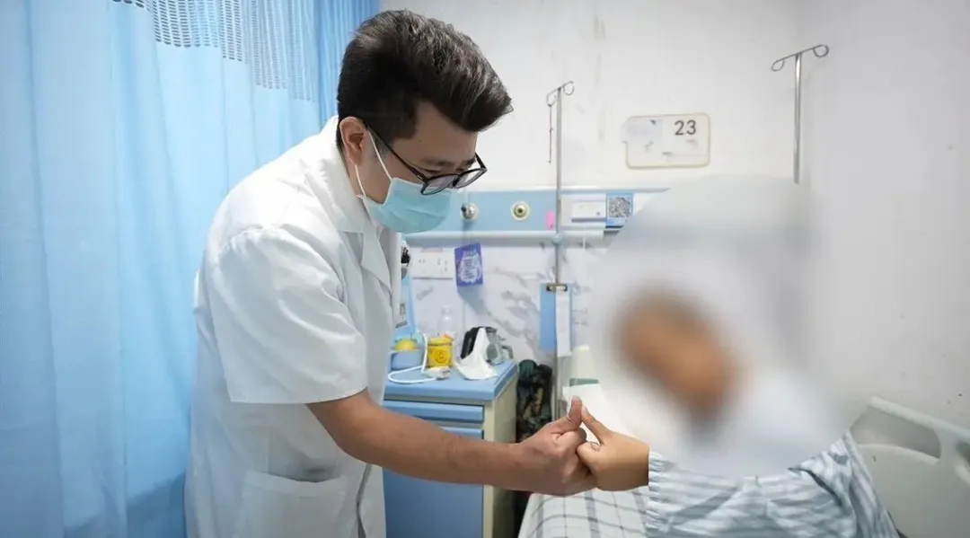 龙坤投资 6岁女童突发脑梗，检查结果令人意外！此病是重要诱因